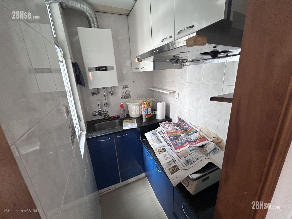 顯暉大廈 租盤 2 房 , 1 浴室 280 平方呎