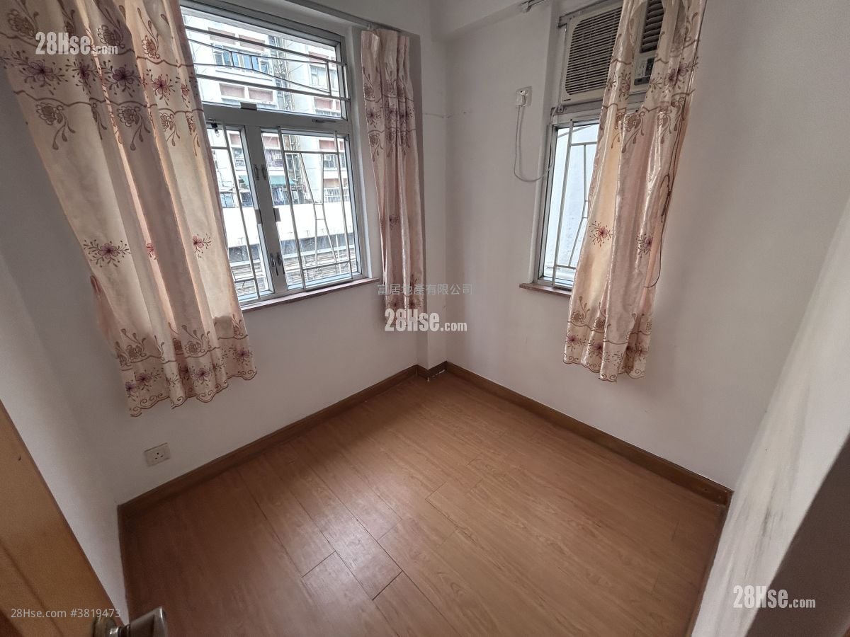 顯暉大廈 租盤 2 房 , 1 浴室 280 平方呎