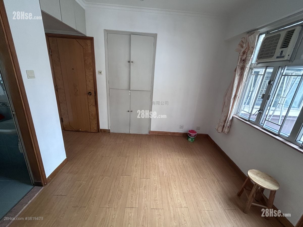 顯暉大廈 租盤 2 房 , 1 浴室 280 平方呎