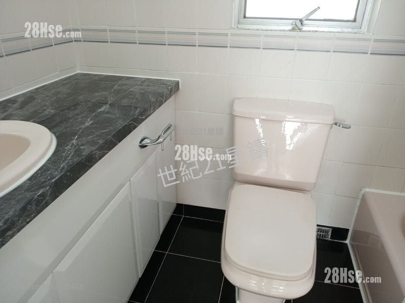 South Horizons Rental 3 Bedrooms , 2 Bathrooms 742 ft²