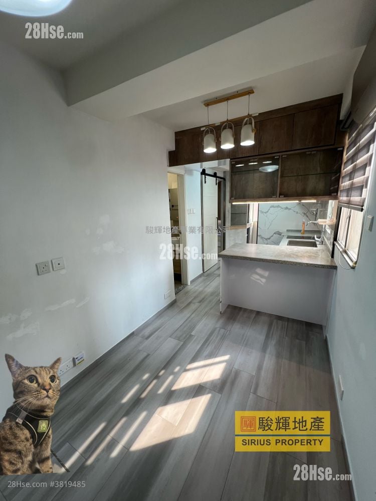 威信大廈 租盤 1 房 , 1 浴室 249 平方呎