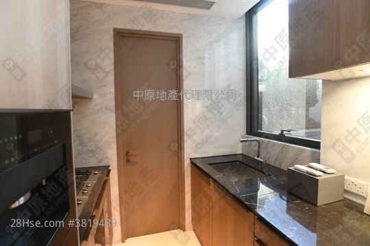 澐沣 售盘 4 房 2,069 平方尺