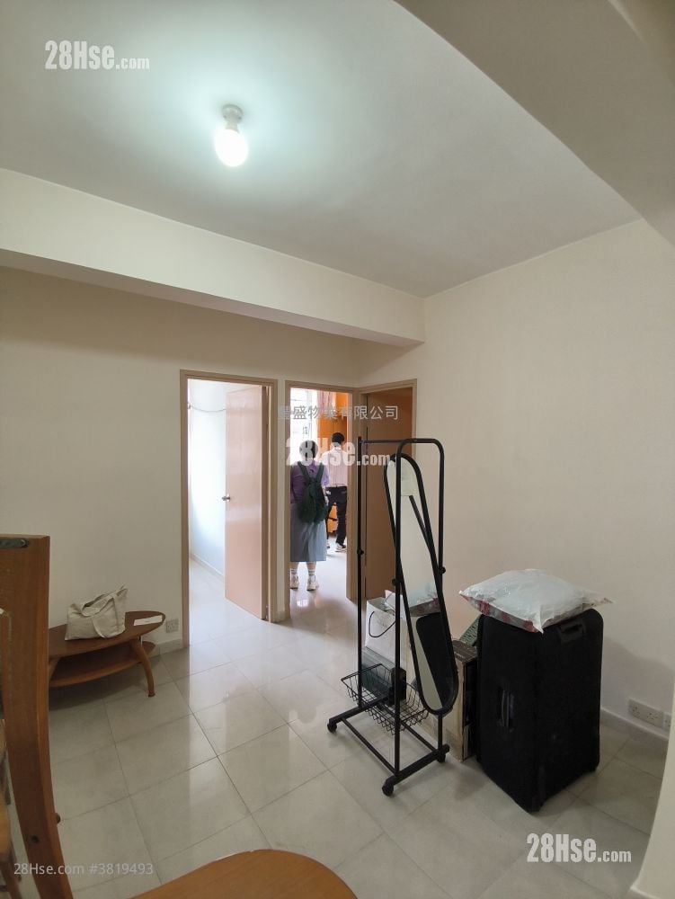 凤凰大楼 租盘 3 房 , 1 浴室 538 平方尺