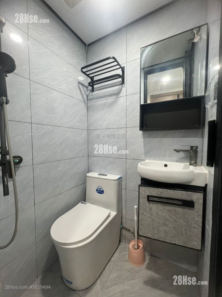 海景大廈 租盤 開放式間隔 , 1 浴室 120 平方呎