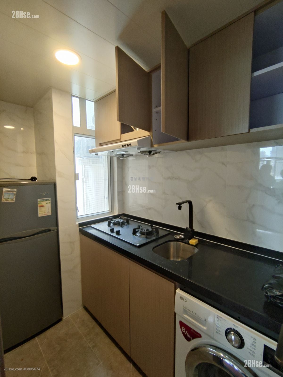 永祥大厦 租盘 2 房 , 1 浴室 295 平方尺