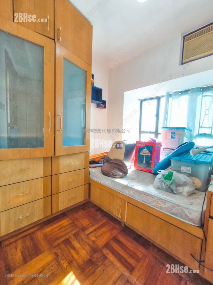 Highland Park Sell 3 Bedrooms , 2 Bathrooms 581 ft²