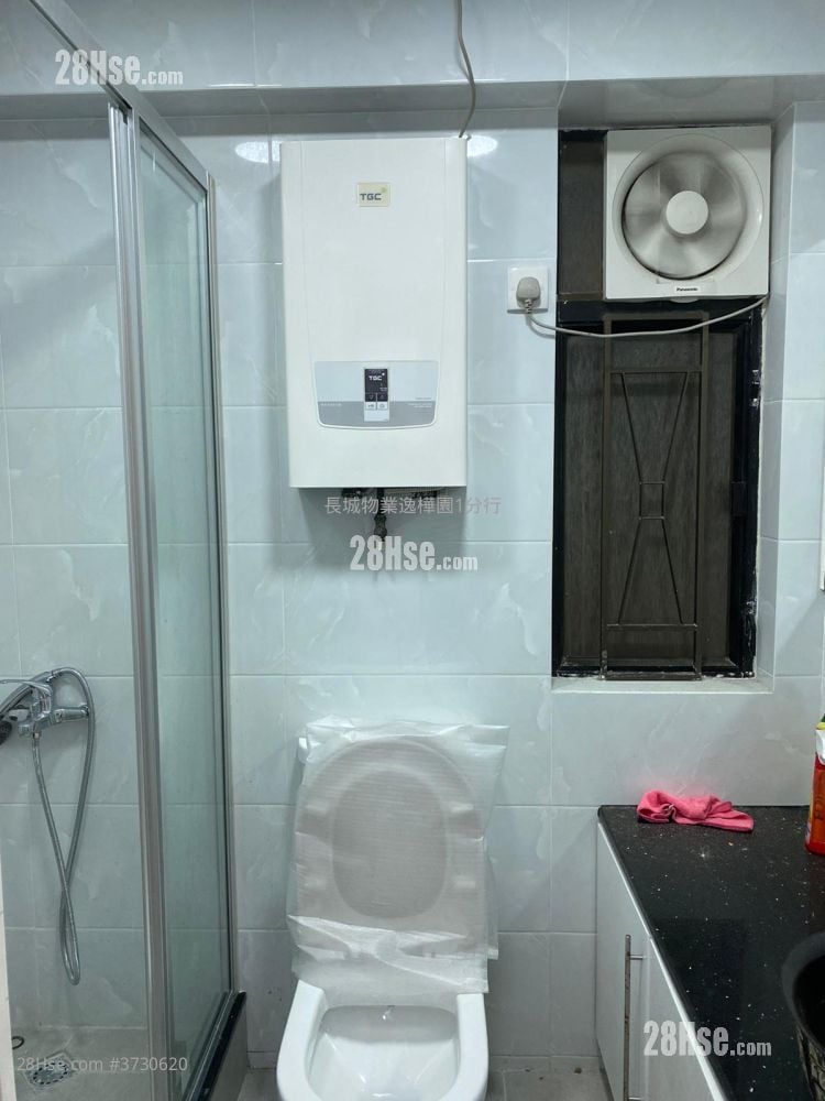 康怡花园 售盘 2 房 , 1 浴室 497 平方尺