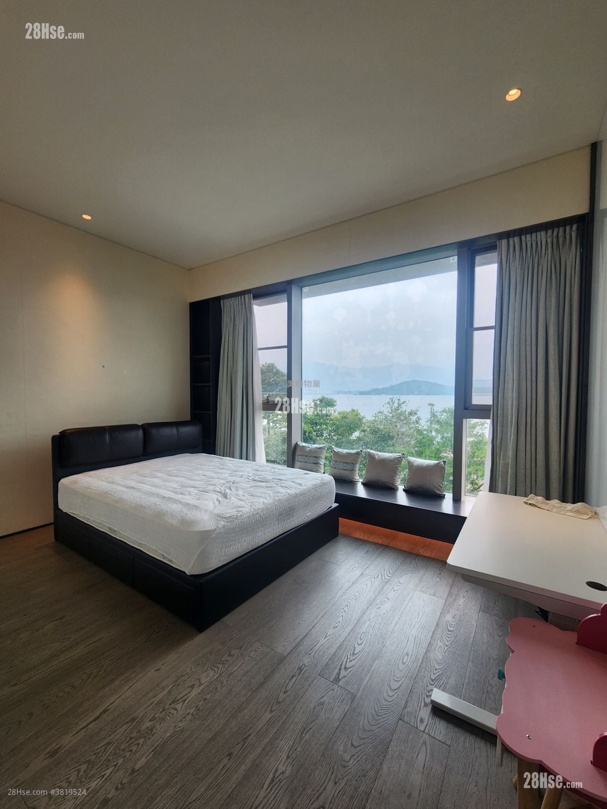 睡房 2: 逸珑湾 租盘 4 房 , 5+ 浴室 3,639 平方尺