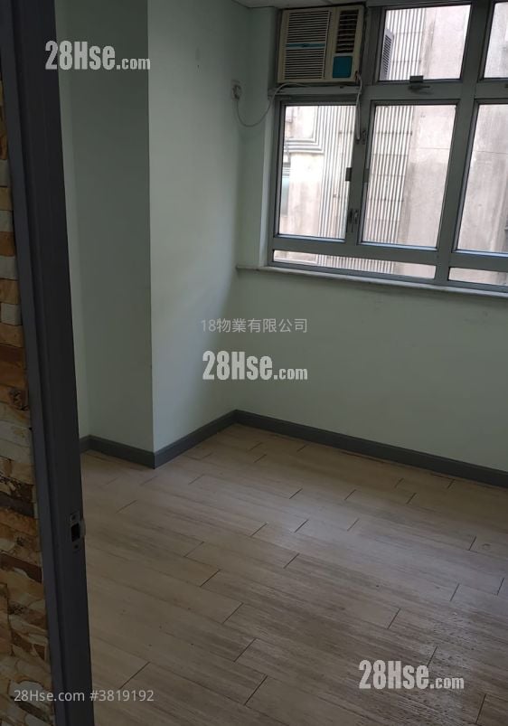 香港工業中心 租盤 5+ 房 , 2 廁所