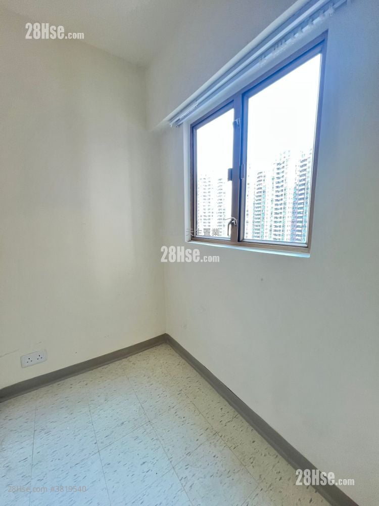 香港黄金海岸 租盘 4 房 , 3 浴室 875 平方尺