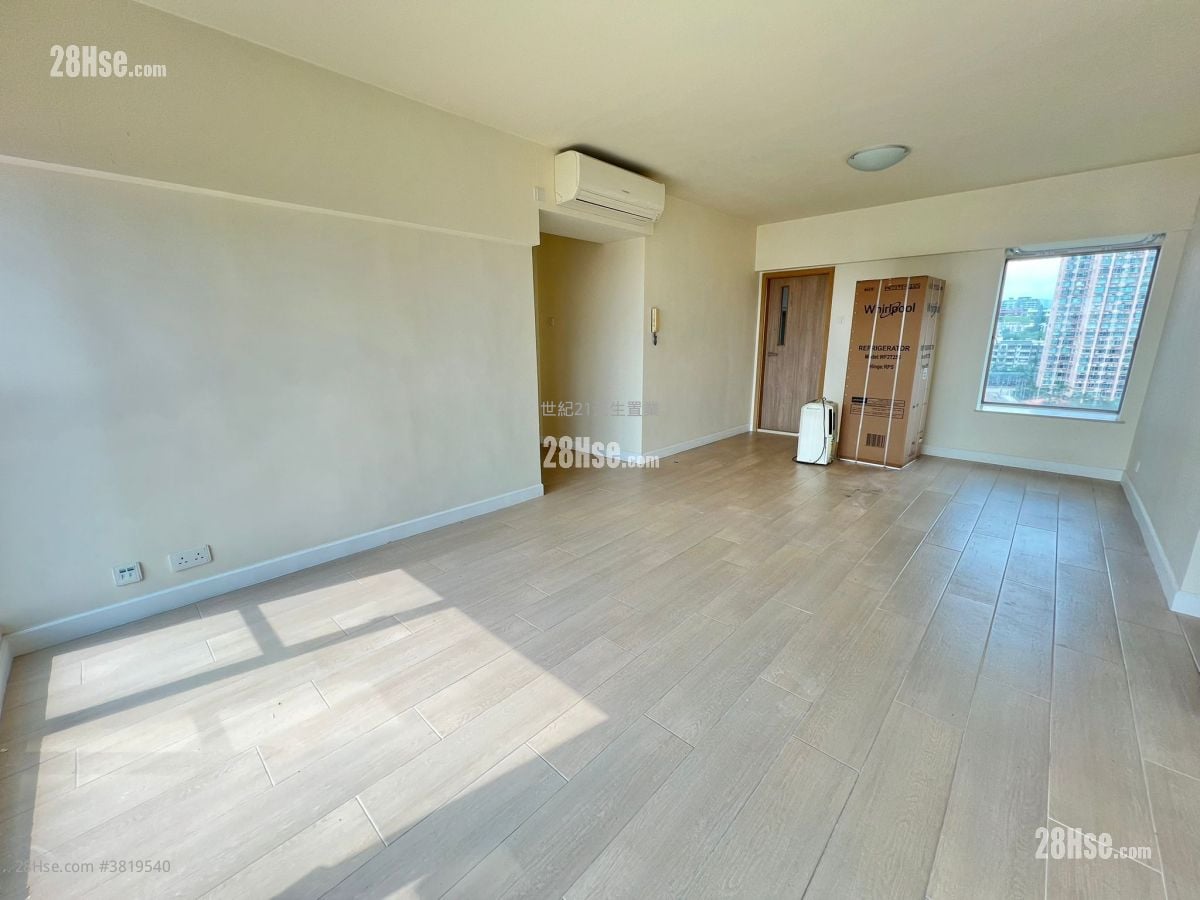 香港黄金海岸 租盘 4 房 , 3 浴室 875 平方尺