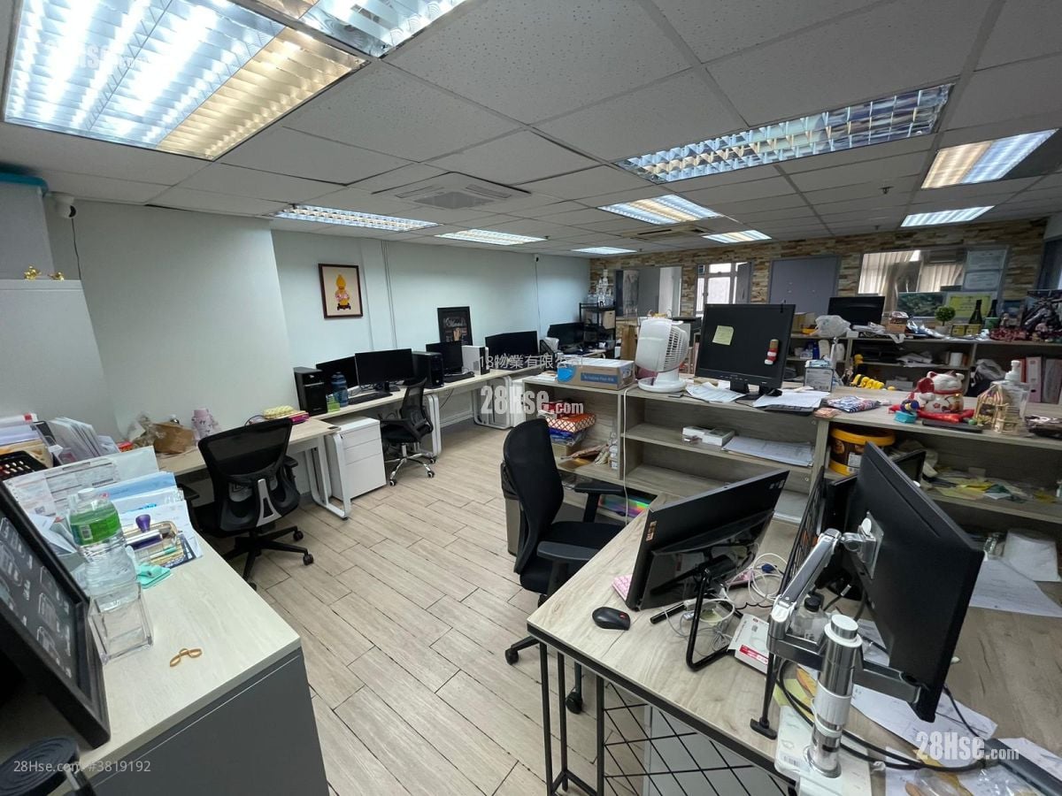 香港工業中心 租盤 5+ 房 , 2 廁所