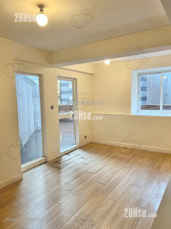 嘉荣大厦 售盘 2 房 , 1 浴室 325 平方尺