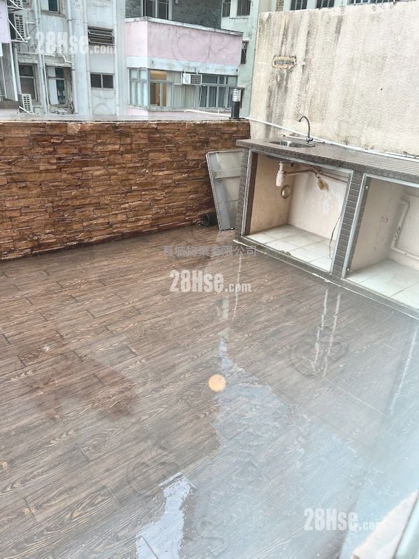 嘉荣大厦 售盘 2 房 , 1 浴室 325 平方尺