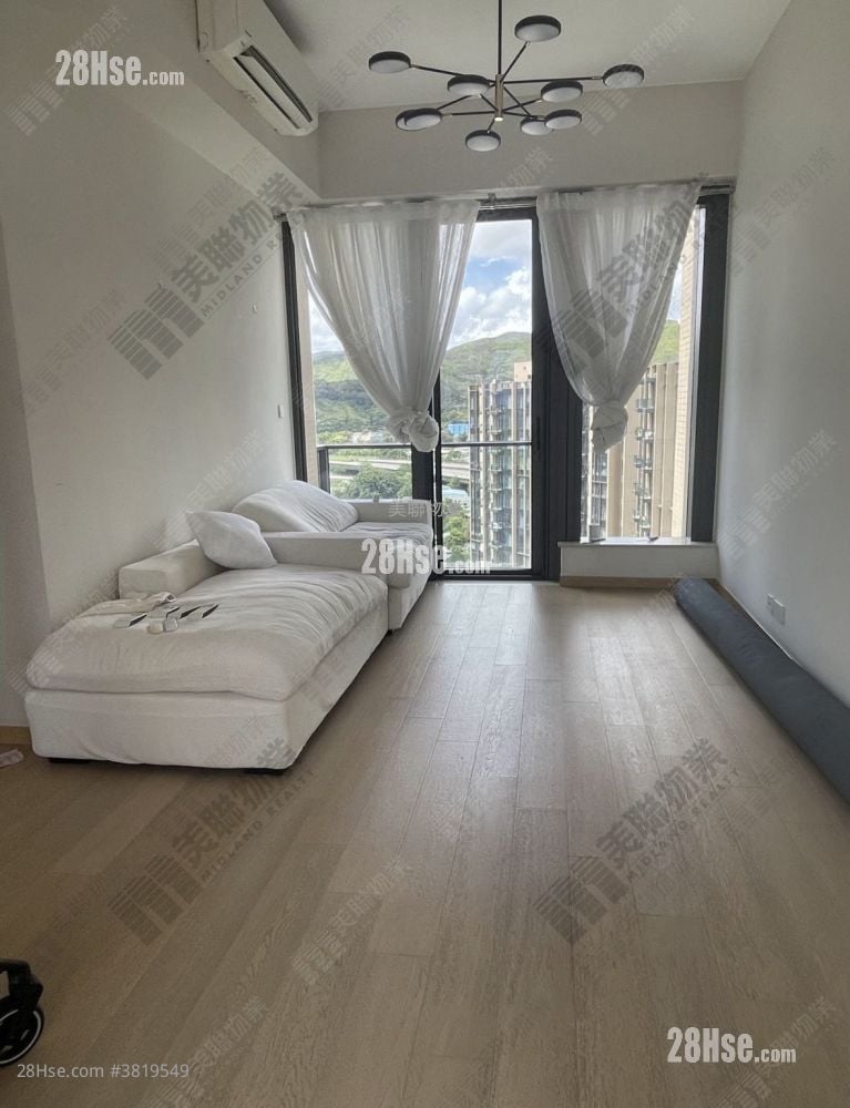 厅: 山水盈 租盘 3 房 , 2 浴室 940 平方尺