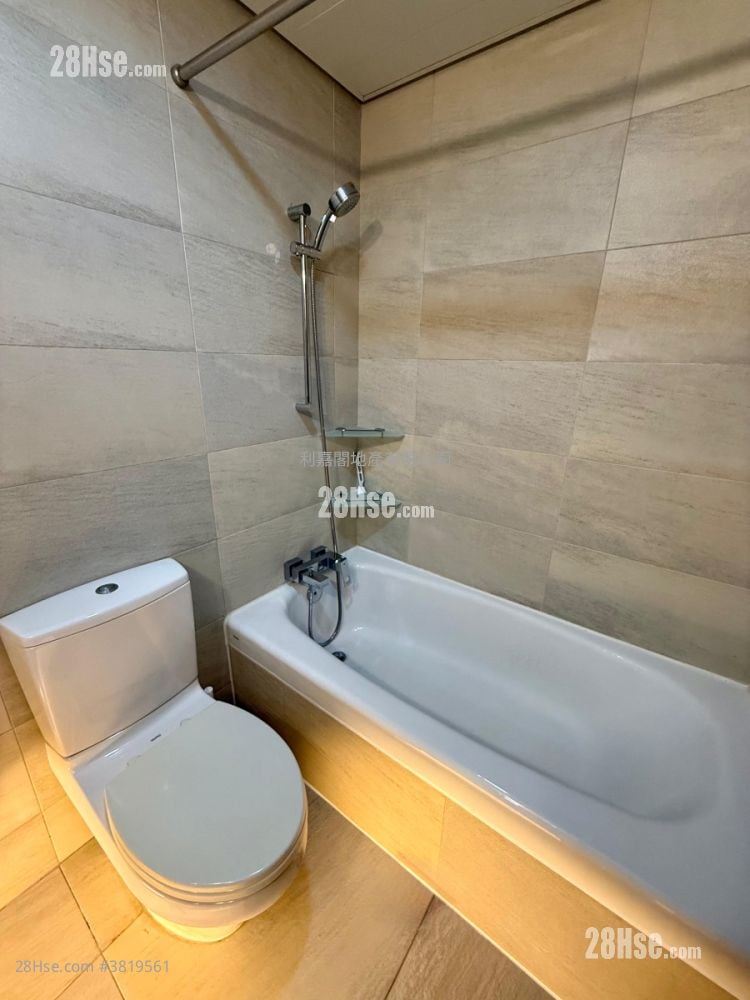 Grand Promenade Sell 2 Bedrooms , 2 Bathrooms 527 ft²