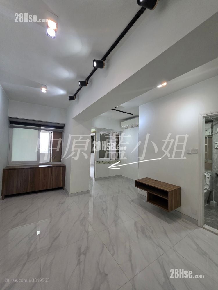 Kiu Hing Mansion Sell 2 Bedrooms , 1 Bathroom 544 ft²