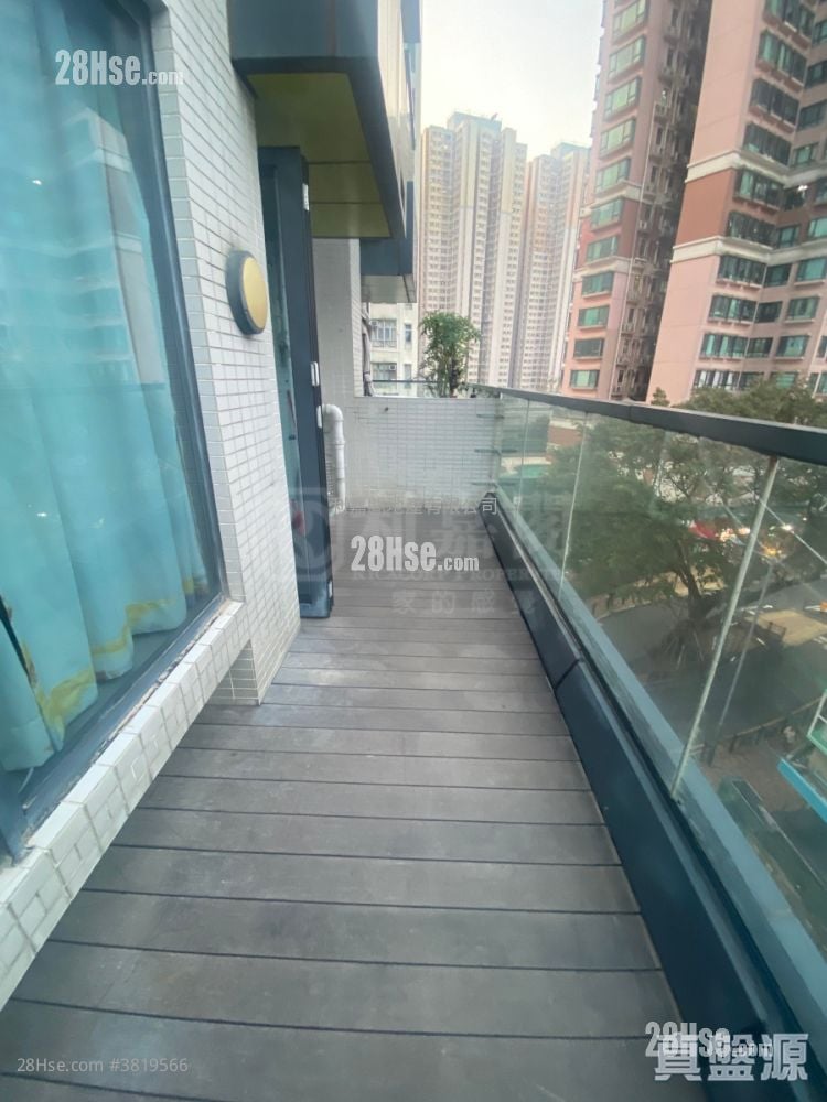 Le Riviera Sell 1 Bedroom 253 ft²