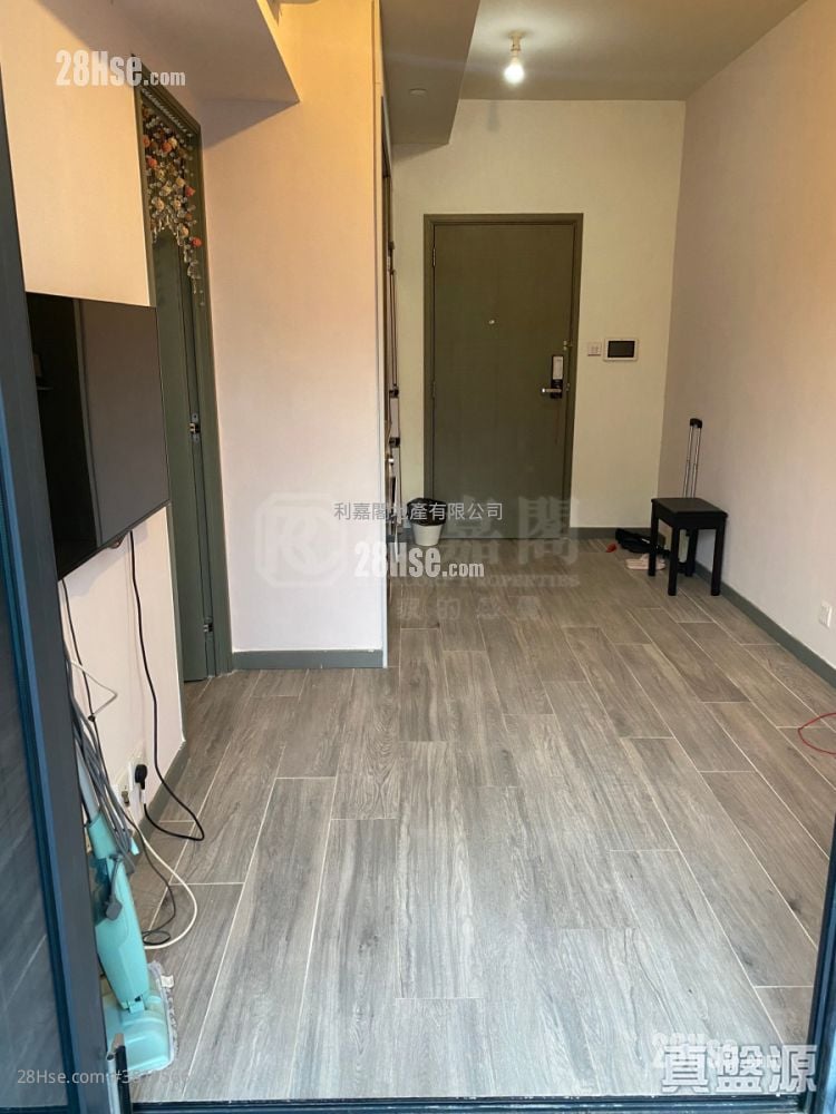 Le Riviera Sell 1 Bedroom 253 ft²