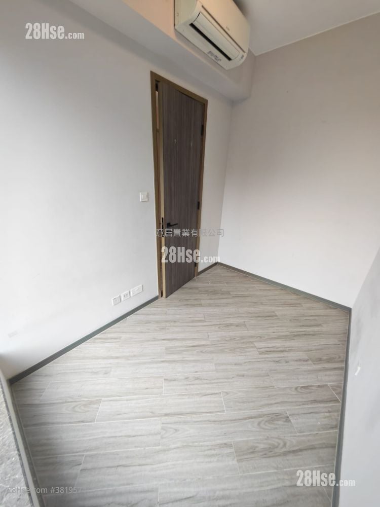 Sereno Verde Sell 1 Bedroom , 1 Bathroom 279 ft²