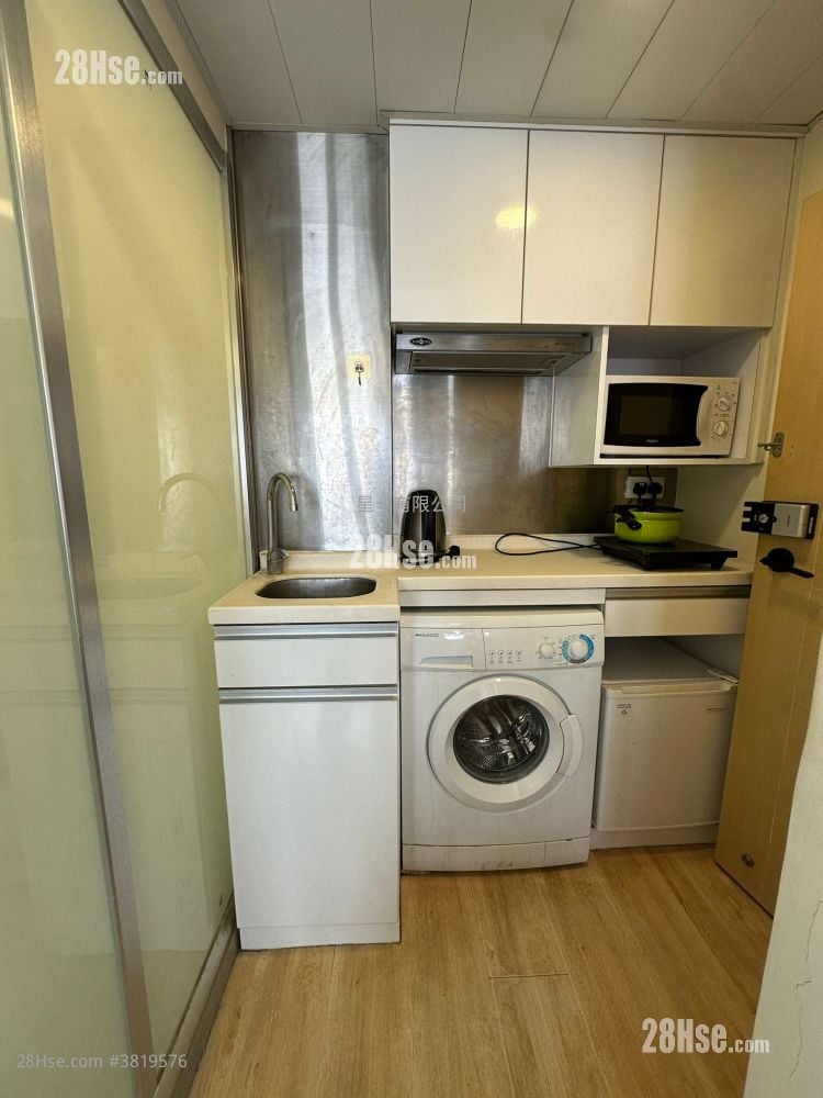 Kwong On Building Rental Studio , 1 Bathroom 160 ft²