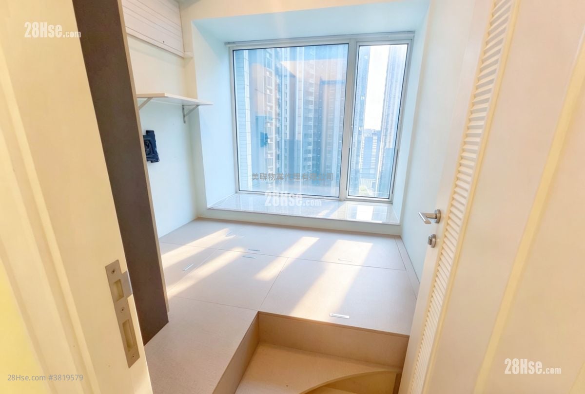 峻瀅 售盤 3 房 , 2 浴室 693 平方呎