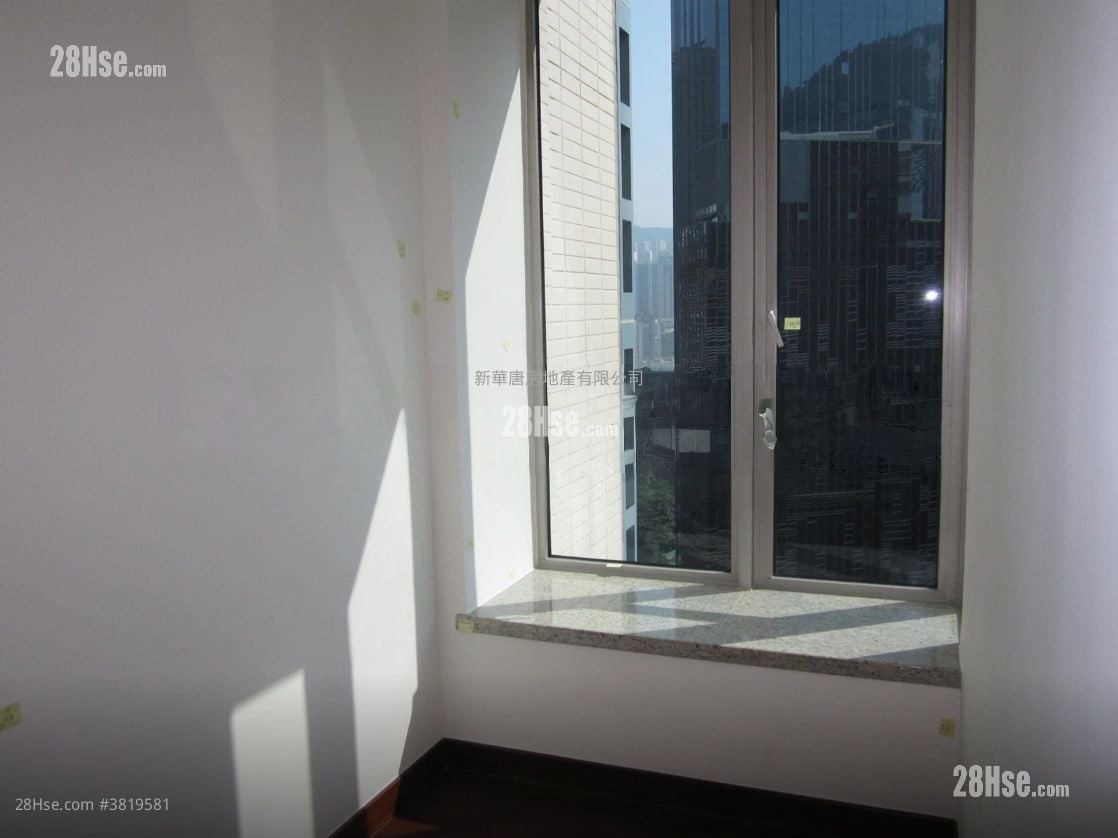 The Avenue Rental 2 Bedrooms , 1 Bathroom 520 ft²