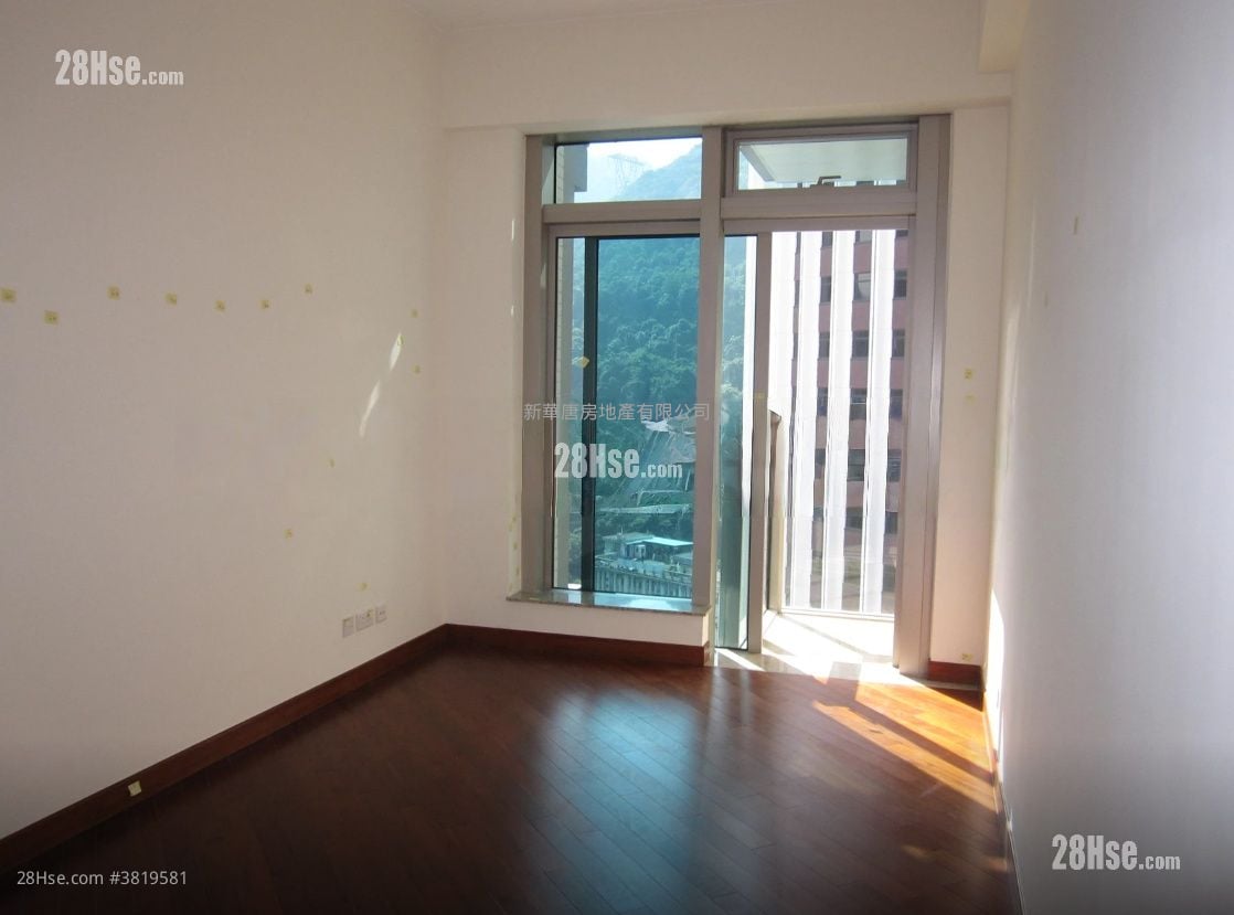 The Avenue Rental 2 Bedrooms , 1 Bathroom 520 ft²