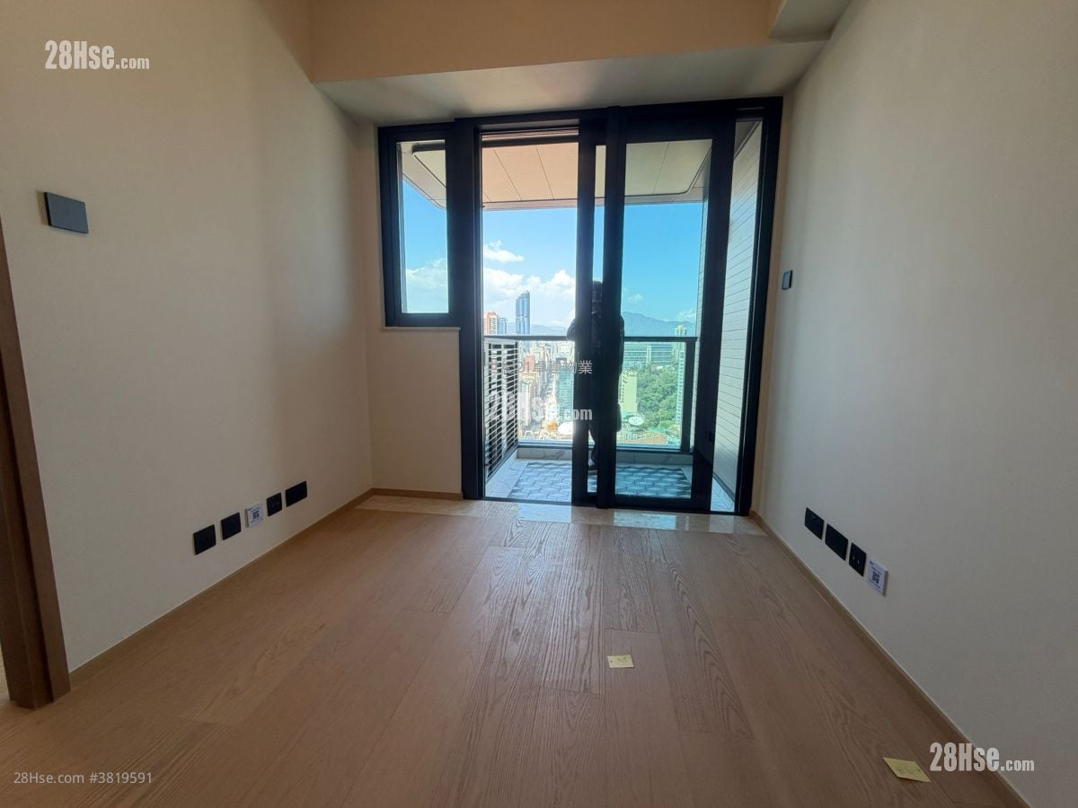 高临 租盘 1 房 , 1 浴室 272 平方尺