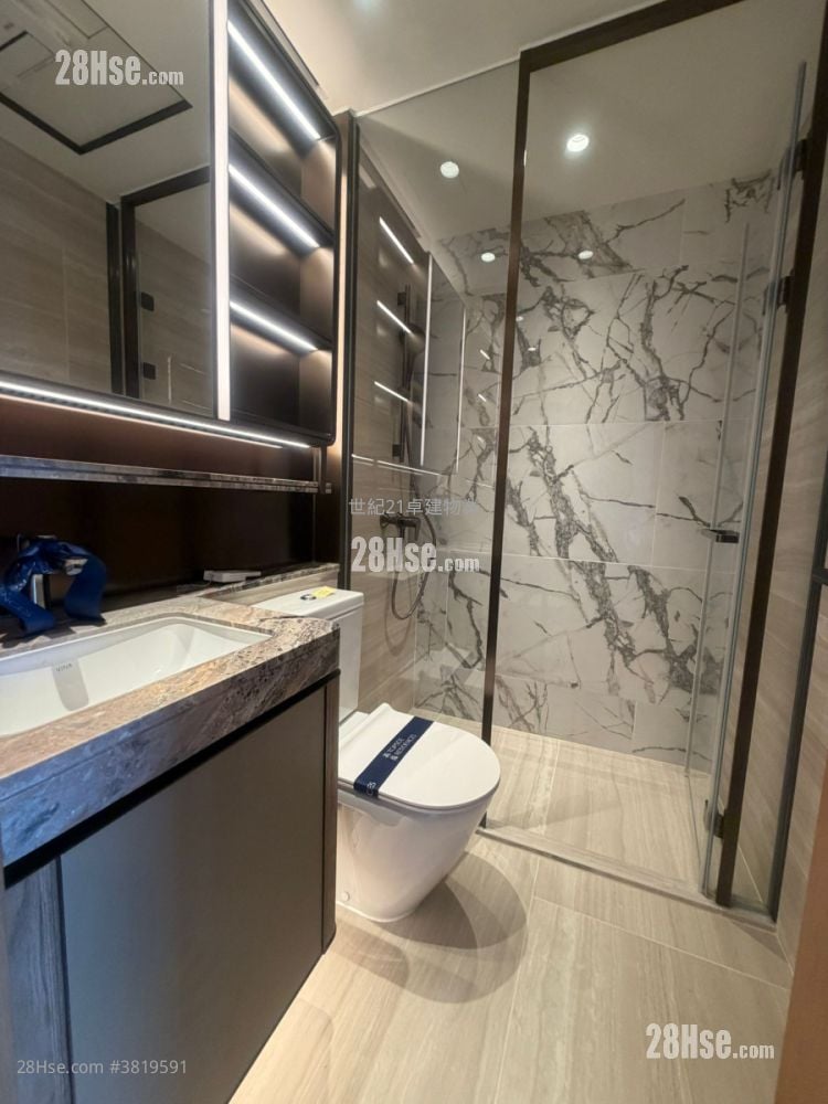 高临 租盘 1 房 , 1 浴室 272 平方尺