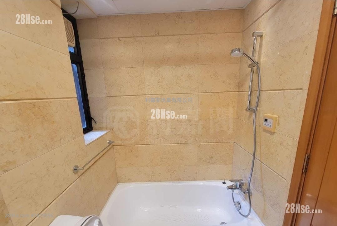 The Arch Sell 3 Bedrooms , 3 Bathrooms 846 ft²