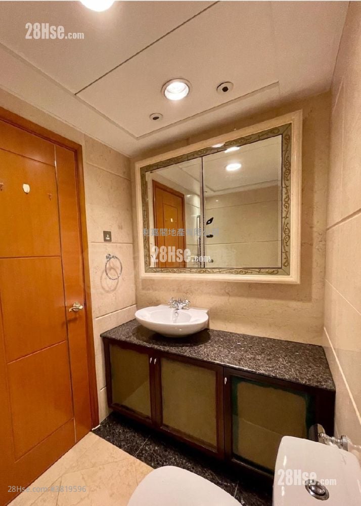 The Arch Sell 3 Bedrooms , 3 Bathrooms 846 ft²