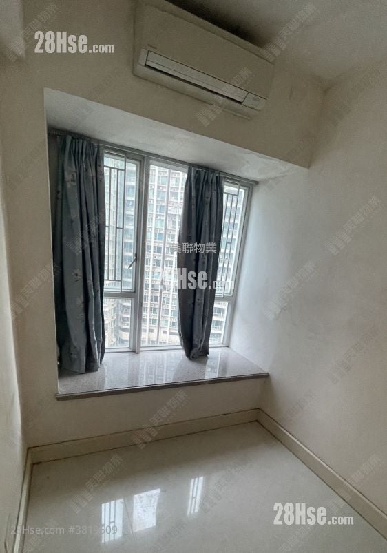 領凱 售盤 3 房 730 平方呎