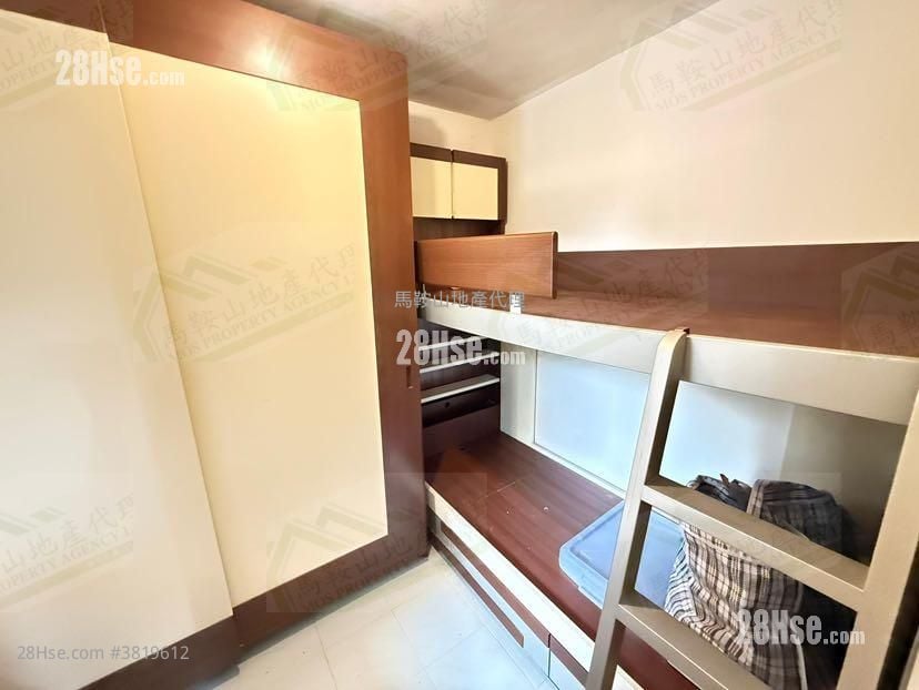Kam Ying Court Sell 2 Bedrooms , 1 Bathroom 401 ft²