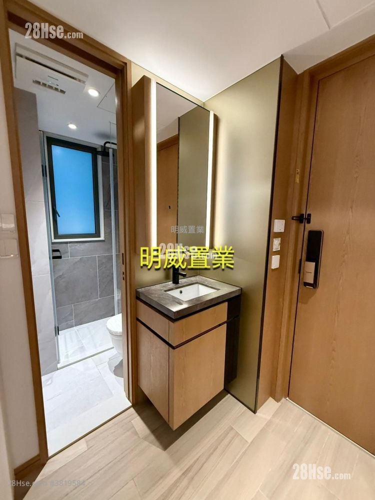 Uptify Rental 179 ft²