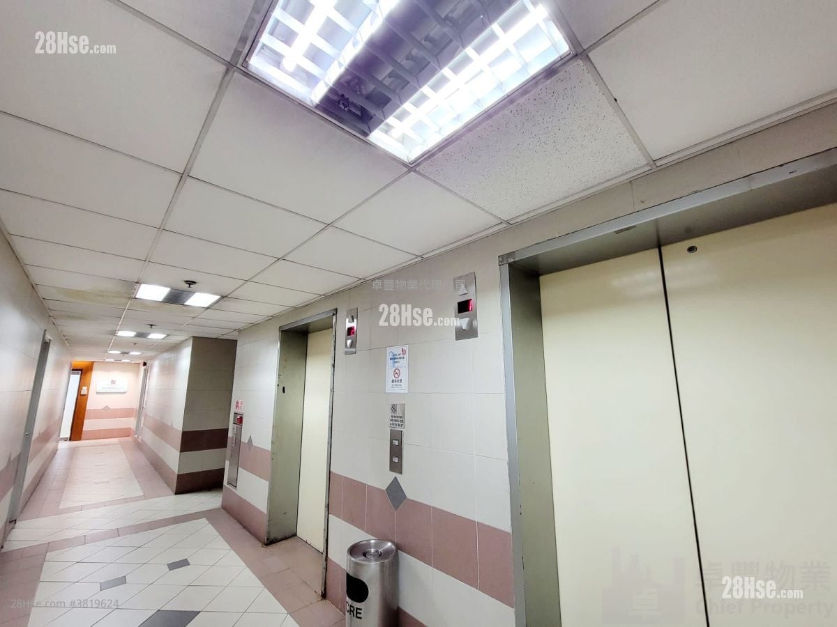 华创中心 租盘 开放式间隔 , 1 厕所 440 平方尺