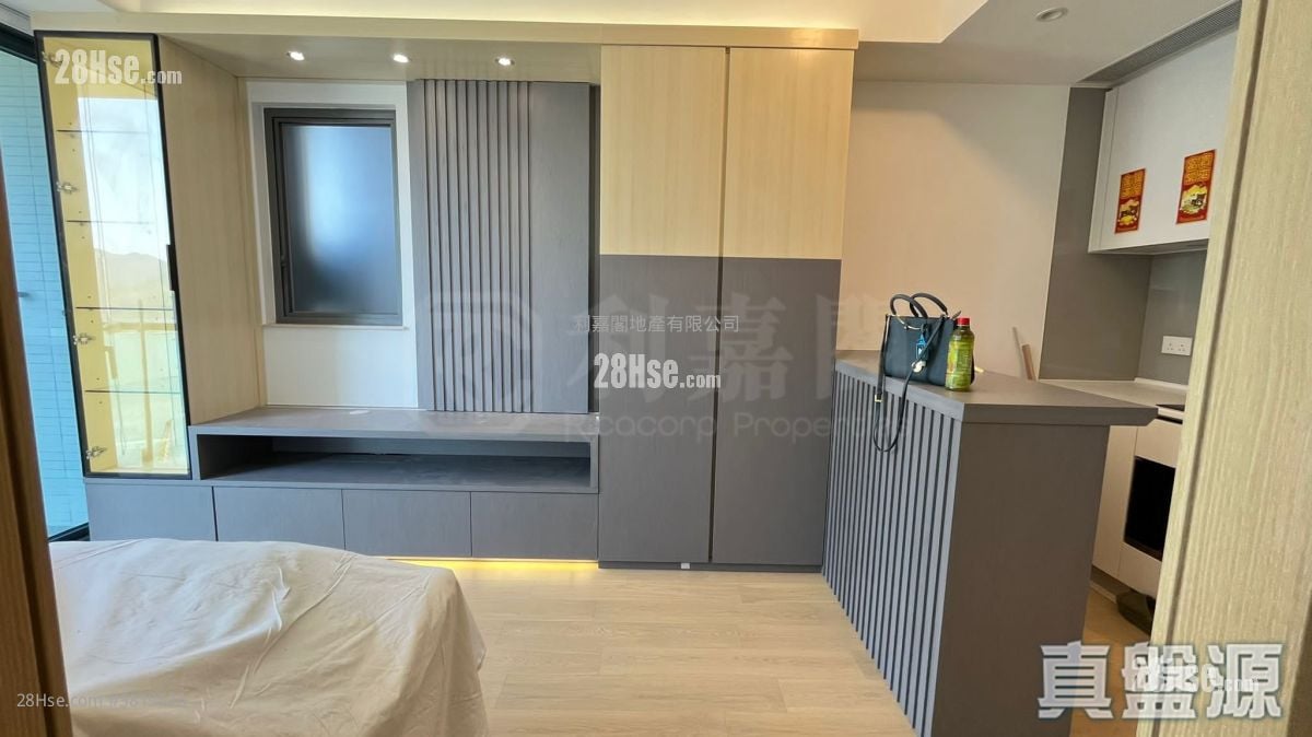 Montara Sell 1 Bedroom 368 ft²