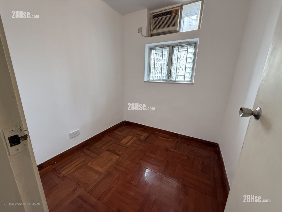 睡房 1: 悅湖山莊 售盤 2 房 , 1 浴室 431 平方呎