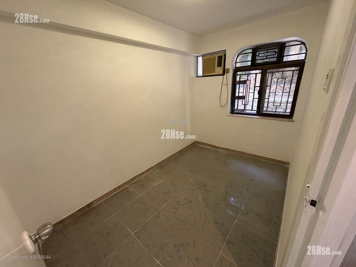 大圍新村 售盤 3 房 , 1 浴室 700 平方呎