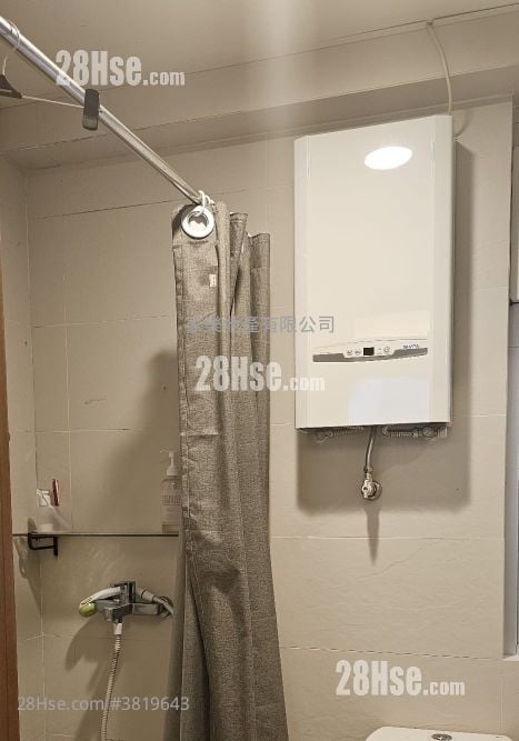 康华大厦 售盘 1 房 , 1 浴室 325 平方尺