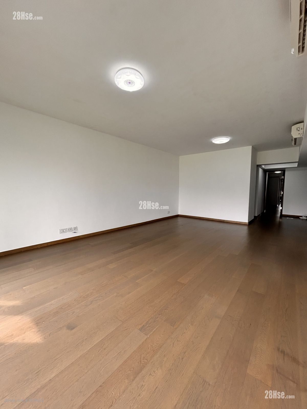 The Zumurud Rental 4 Bedrooms , 3 Bathrooms 1,624 ft²