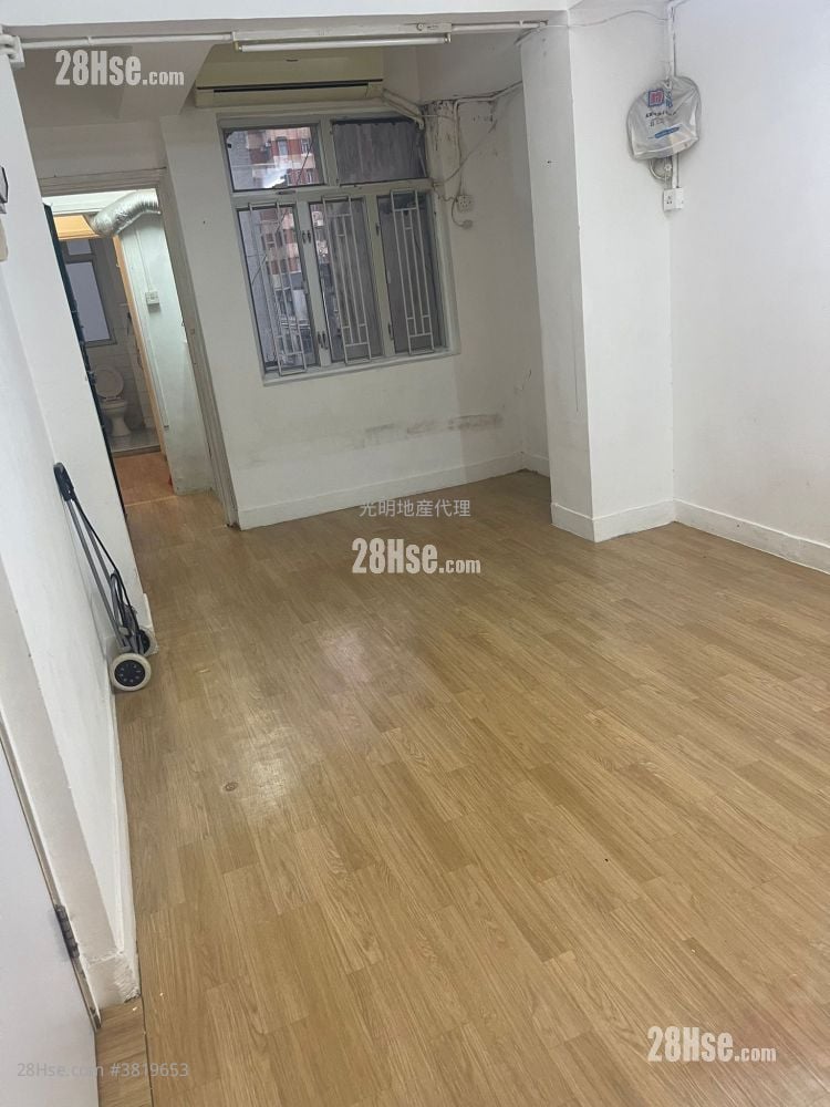 唐樓 租盤 1 房 , 1 浴室 437 平方呎