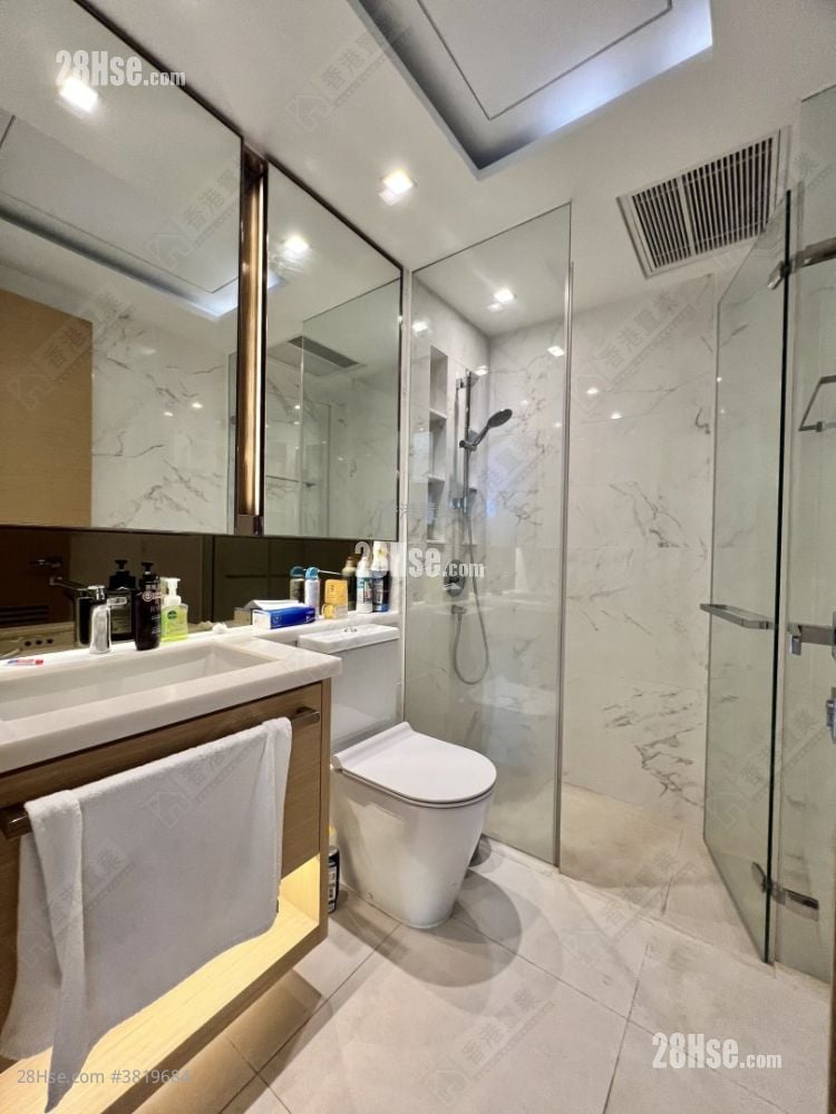 皓畋 租盤 3 房 , 3 浴室 975 平方呎