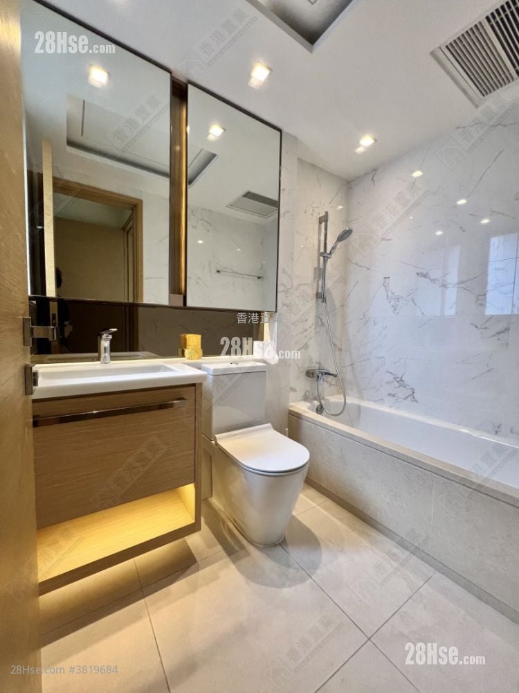 皓畋 租盤 3 房 , 3 浴室 975 平方呎