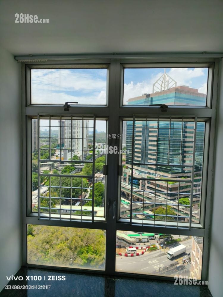 Sheung Shui Centre Rental 2 Bedrooms , 1 Bathroom 351 ft²