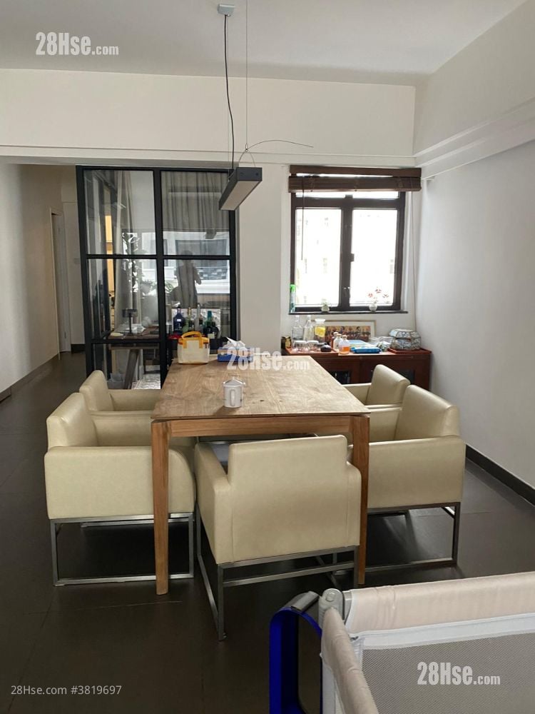 單幢樓房 (業主盤) 售盤 2 房 , 1 浴室 1,162 平方呎