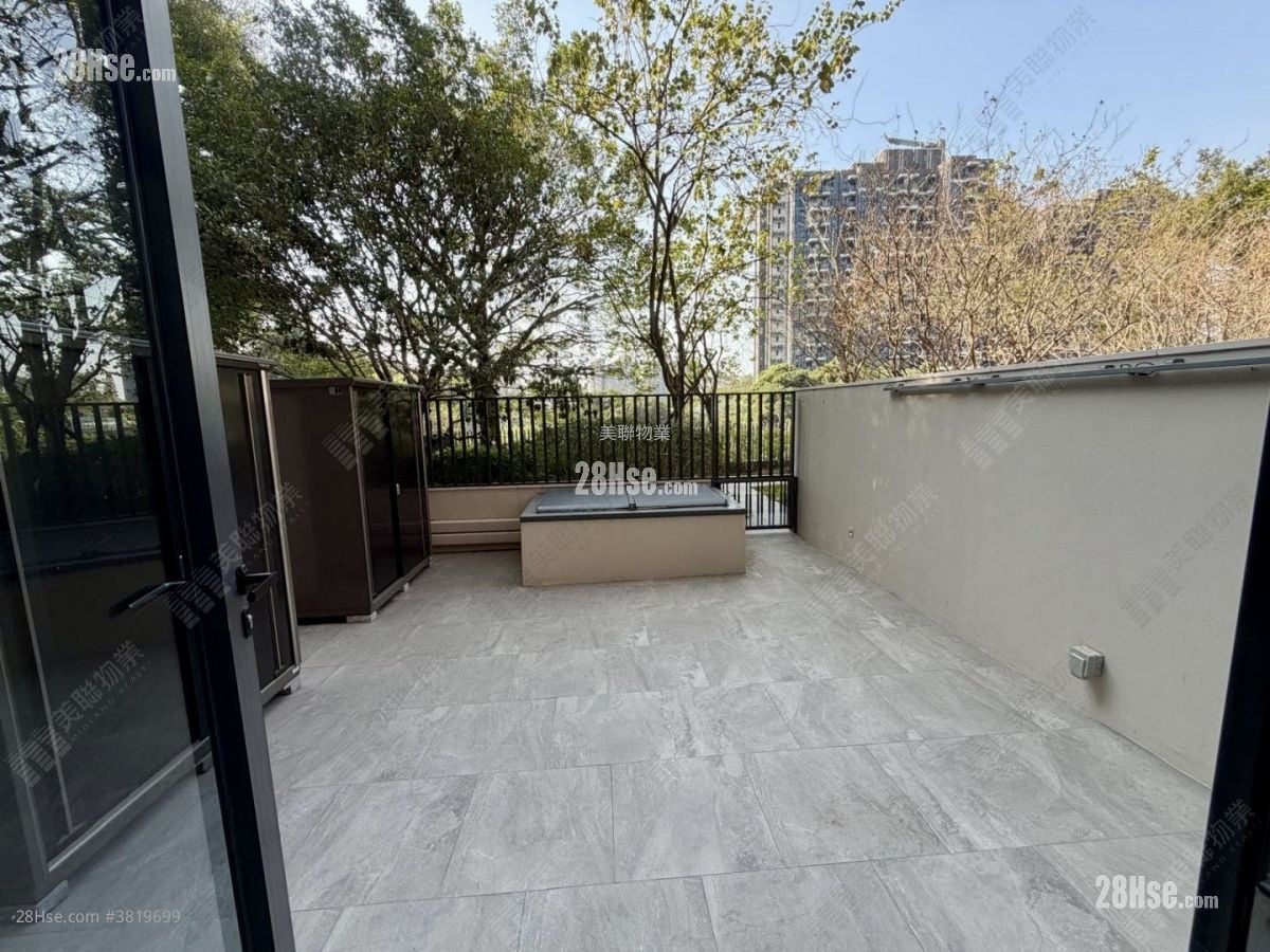 Oma Oma Rental 3 Bedrooms , 3 Bathrooms 1,004 ft²