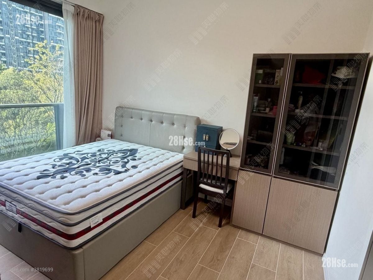 Oma Oma Rental 3 Bedrooms , 3 Bathrooms 1,004 ft²