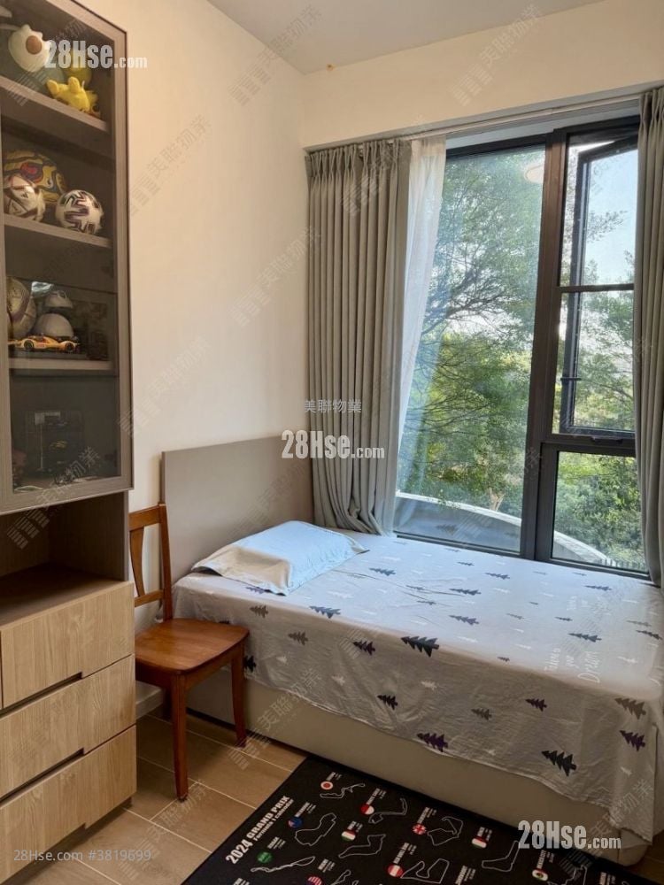 Oma Oma Rental 3 Bedrooms , 3 Bathrooms 1,004 ft²