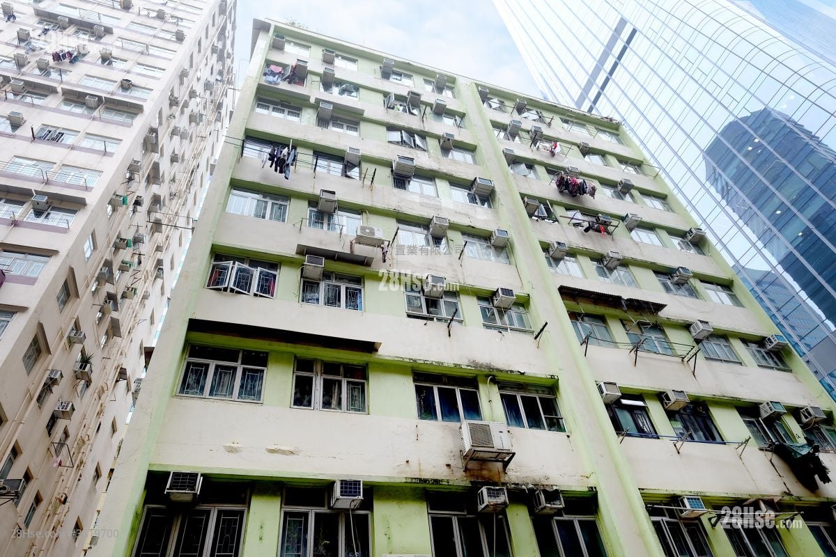 大厦外观: 金海大厦 租盘 2 房 , 1 浴室 357 平方尺